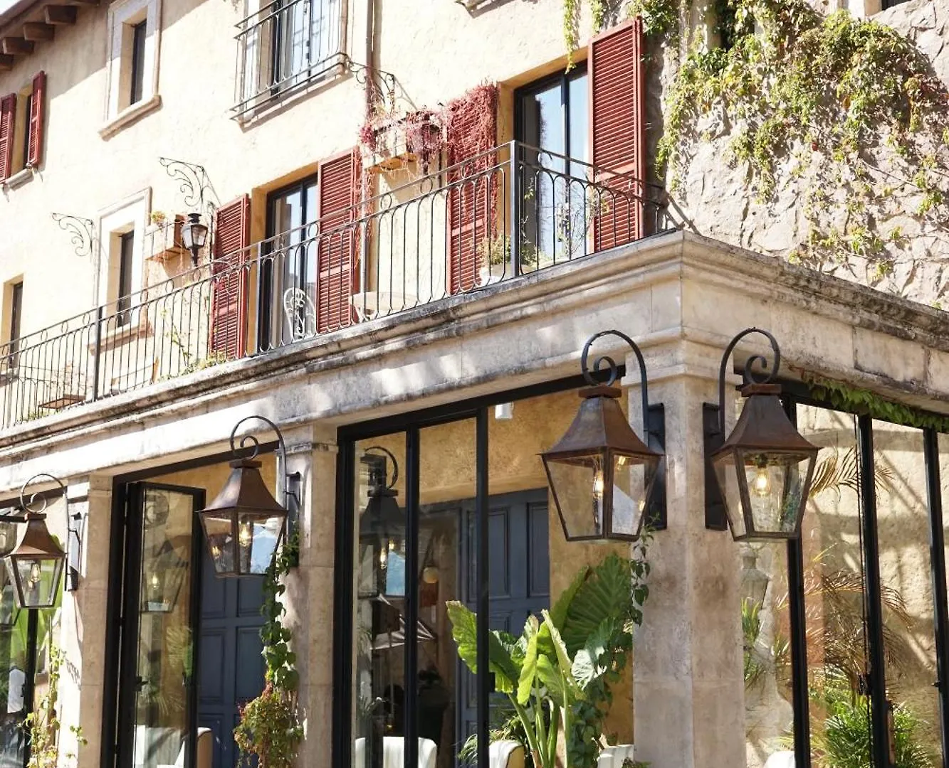 Hotel Pietro Santo contacts